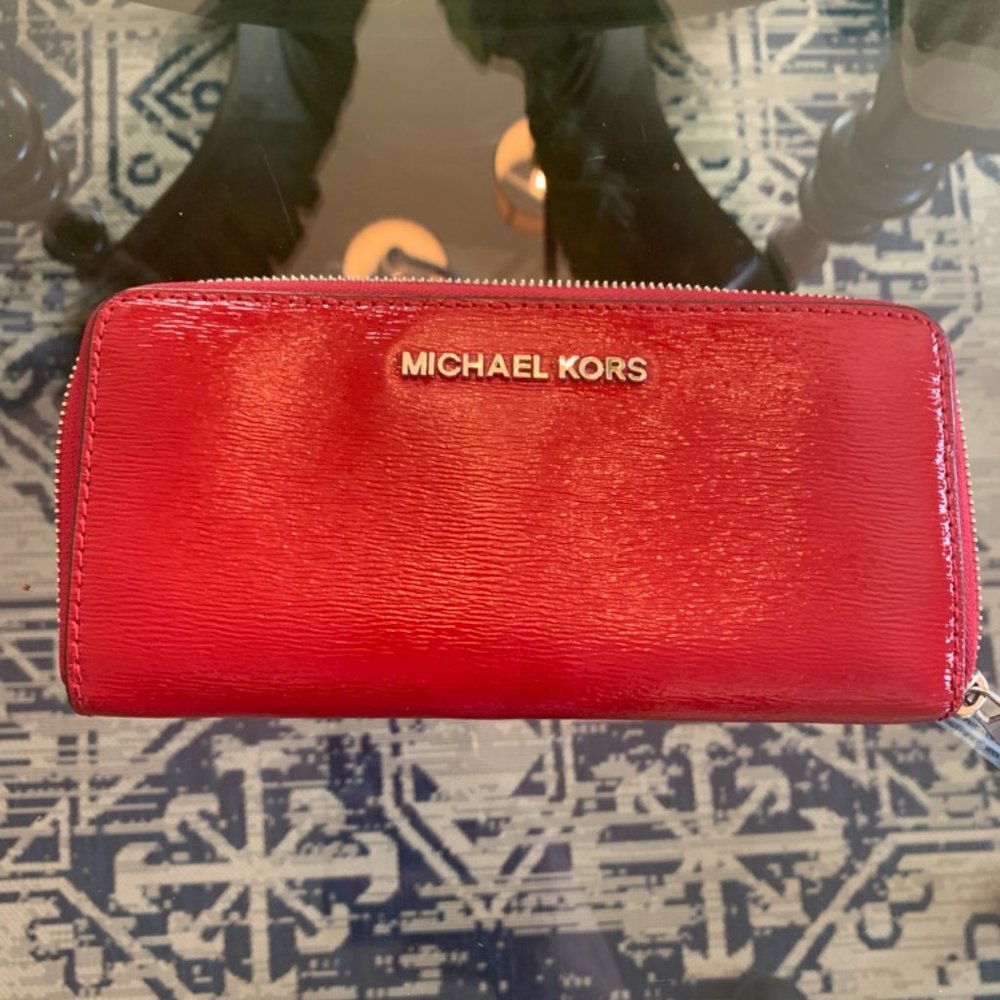 Micheal Kors red patent wallet